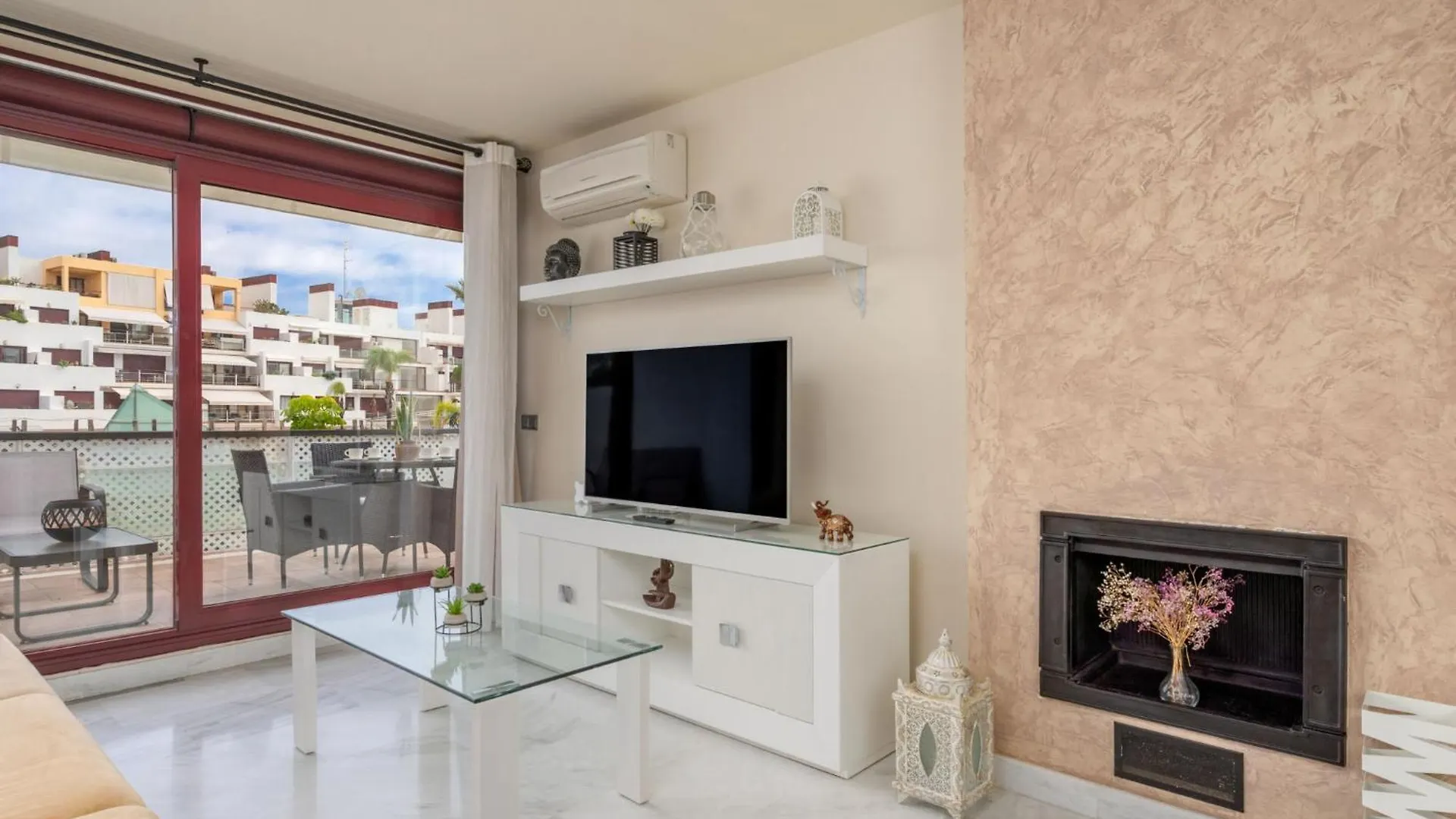 Apartment Parque Botanico Lake Views By Interhome Benahavís Spanien
